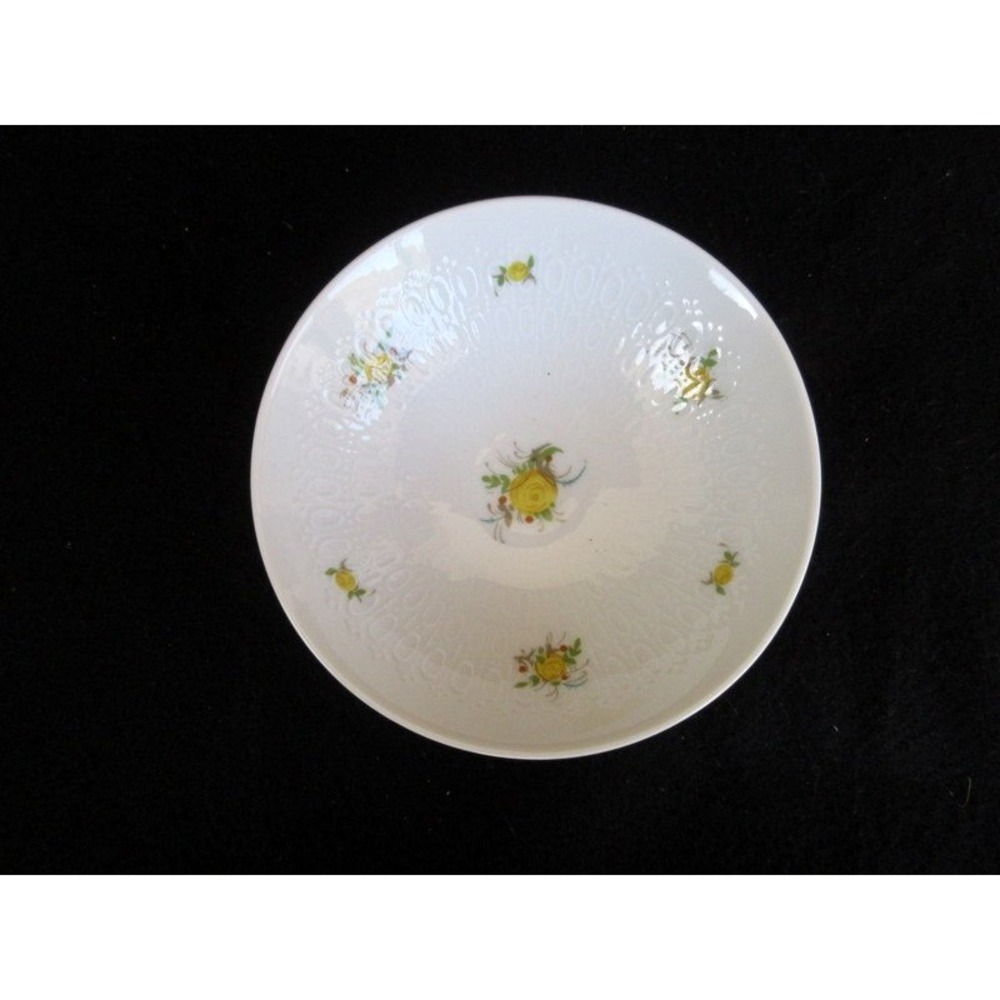Rosenthal Harmony Romance Fruit/Dessert Bowl White Yellow Roses Embossed Ovals